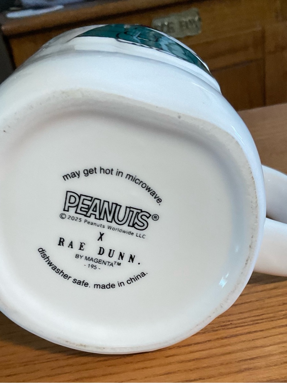 Rae Dunn Peanuts Snoopy Puffer Jacket CURRENT CHRISTMAS MOOD 18 oz Ceramic Mug - Picture 4 of 5